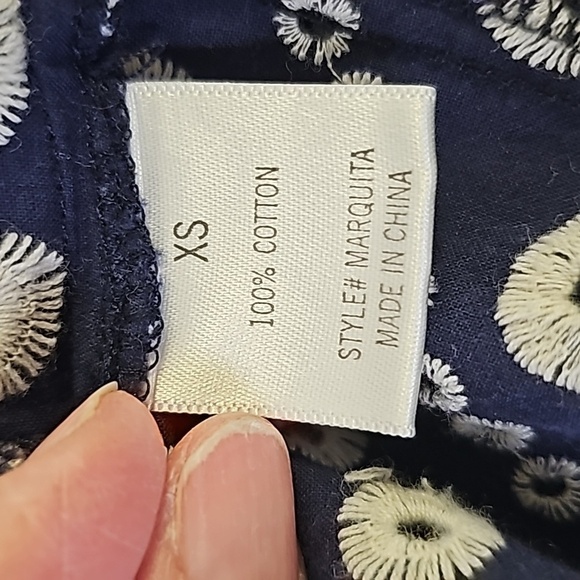 Eylet enbroidery blue rain ruffle top. Blue‎ and white XS. Balloon sleeve… - Picture 10 of 11